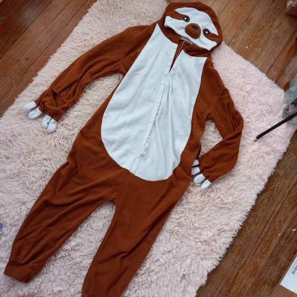 Like new Sloth kigurumi onesie lounger!  Roomy warm & big! Sz's sm-xl! - Picture 1 of 11